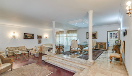 Casa de Vila à venda com 4 quartos, sendo 3 suítes,  em Alto da Boa Vista, São Paulo, SP