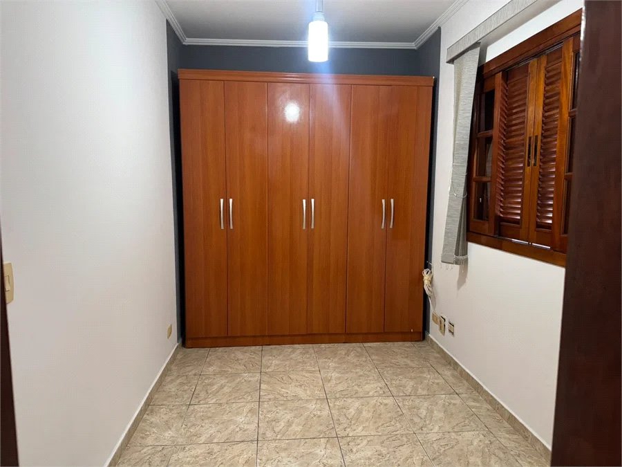 Sobrado à venda ou para alugar com 3 suítes em Vila Sônia, São Paulo, SP