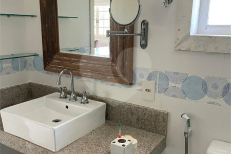 Casa em condomínio à venda com 1 quarto em Ferradura, Armação dos Búzios, RJ