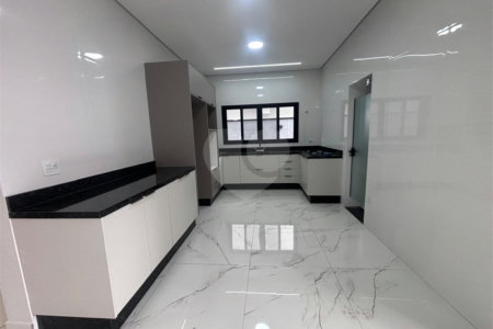 Casa à venda com 3 suítes no condomínio Campos do Conde I e II, Sorocaba - SP