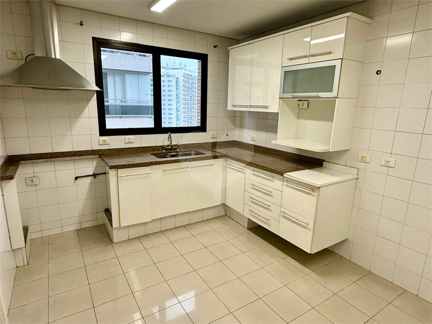 Apartamento à venda com 4 suítes em Santana, São Paulo, SP