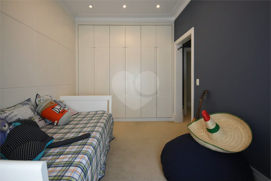 Casa impecável em terreno de 546m2