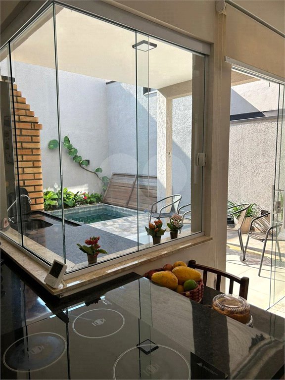 Sobrado à venda com 3 quartos, sendo 1 suíte,  em Villa Di Cesar, Mogi das Cruzes, SP