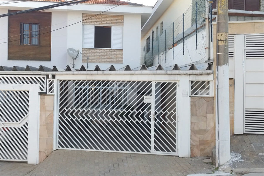 Sobrado à venda com 4 quartos, sendo 1 suíte,  em Parada Inglesa, São Paulo, SP