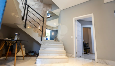 Casa à venda com 4 suítes no condomínio Villa Castanheira, São Paulo - SP