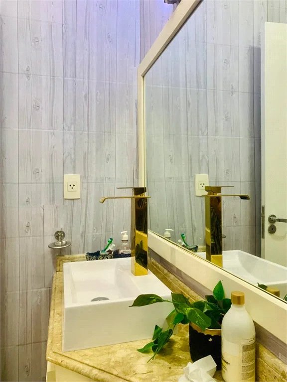 Apartamento à venda ou para alugar com 3 quartos, sendo 2 suítes,  em Vila Suzana, São Paulo, SP