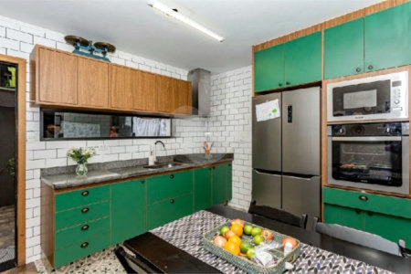 Casa à venda com 3 quartos, sendo 1 suíte,  em Vila Mascote, São Paulo, SP