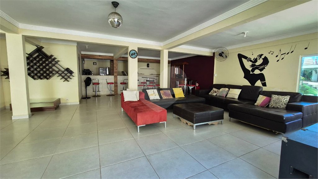 Casa à venda com 6 quartos, sendo 4 suítes, em Ferradura, Armação dos Búzios, RJ
