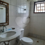 Sobrado à venda com 3 quartos, sendo 1 suíte,  em Vila Suissa, Mogi das Cruzes, SP