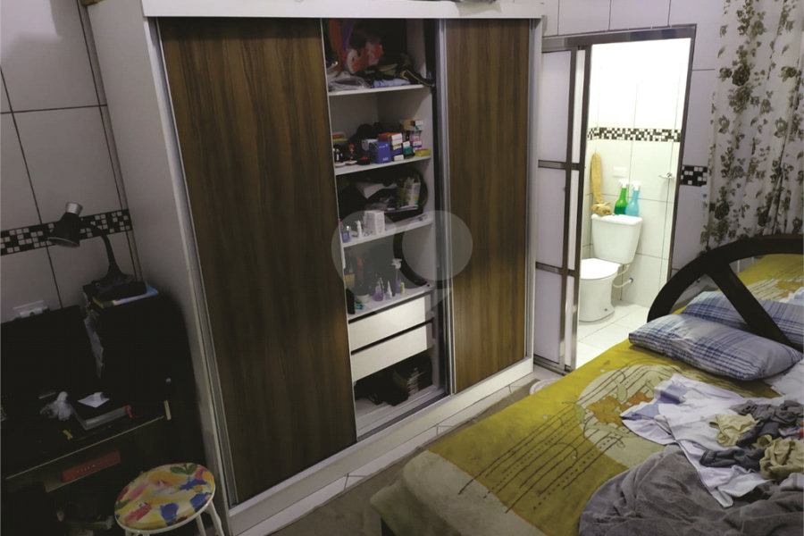Sobrado à venda com 2 quartos em Tremembé, São Paulo, SP