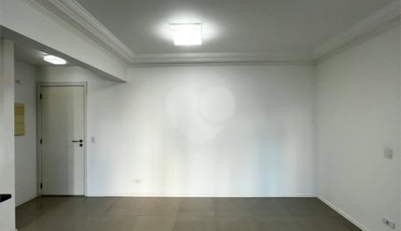 Apartamento à venda com 2 quartos, sendo 1 suíte, em Alto da Boa Vista, São Paulo, SP
