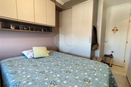 Apartamento à venda com 2 quartos, sendo 1 suíte,  em Parque Vitória, São Paulo, SP