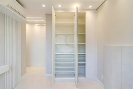 Apartamento à venda com 2 quartos, sendo 1 suíte, em Pinheiros, São Paulo, SP