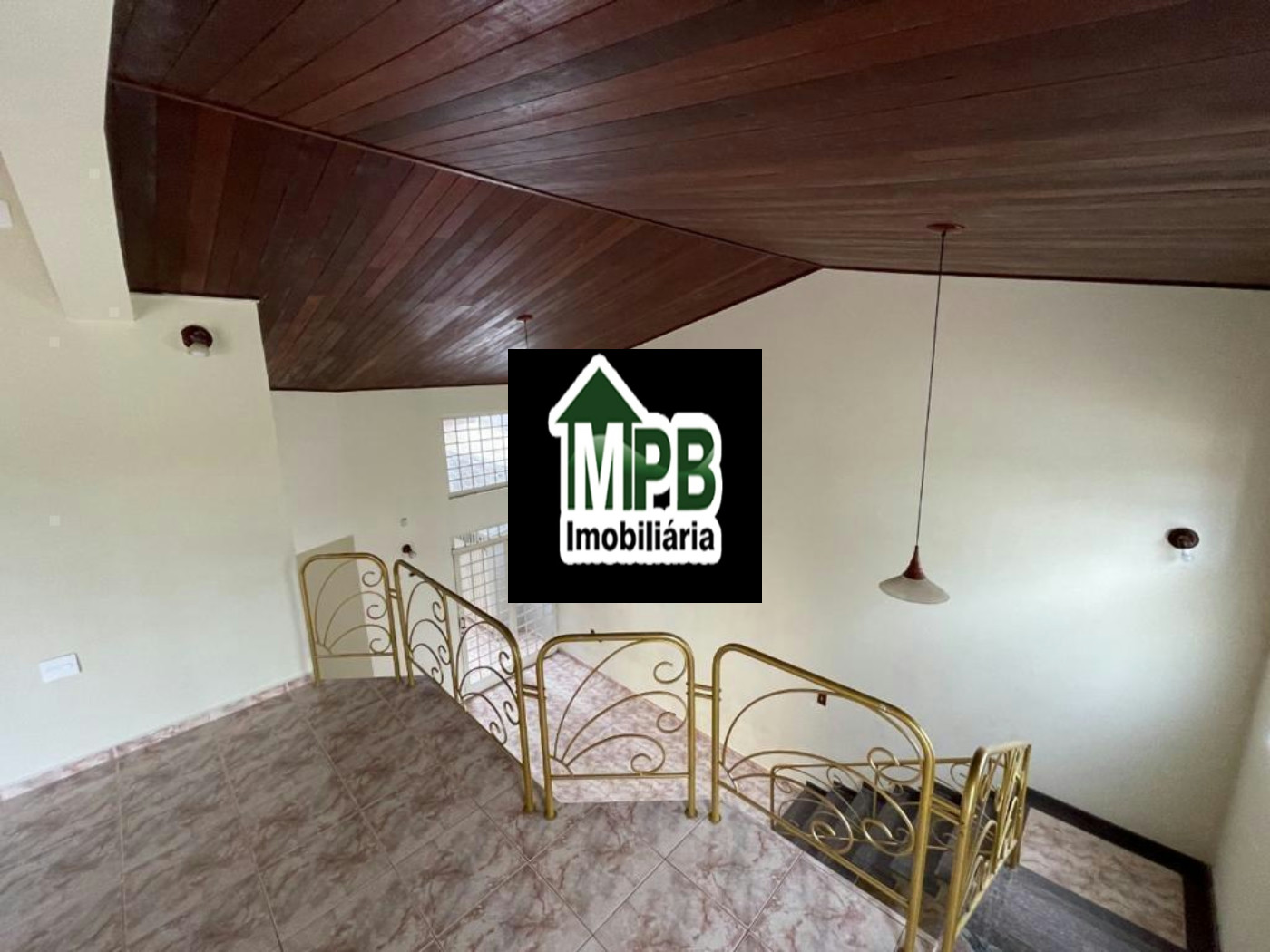 Sobrado à venda com 3 quartos, sendo 1 suíte, em Jardim Refúgio, Sorocaba, SP