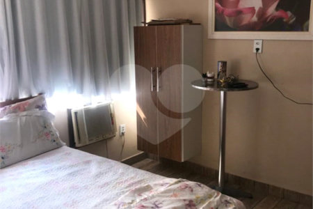 Triplex à venda com 4 quartos, sendo 1 suíte, em Campo Grande, Rio de Janeiro, RJ