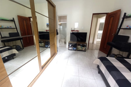 Casa à venda com 5 quartos em Campo Grande, Rio de Janeiro, RJ