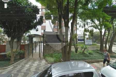 Apartamento à venda com 3 quartos, sendo 1 suíte, em Alto da Boa Vista, São Paulo, SP