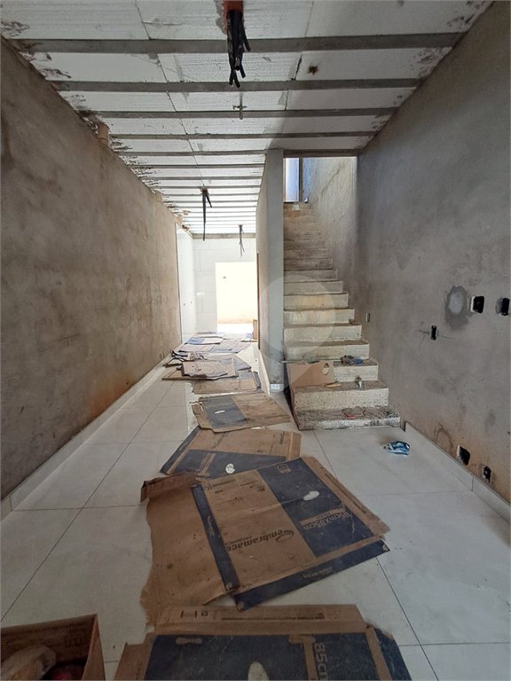 Sobrado à venda com 3 quartos, sendo 1 suíte,  em Vila Laís, São Paulo, SP