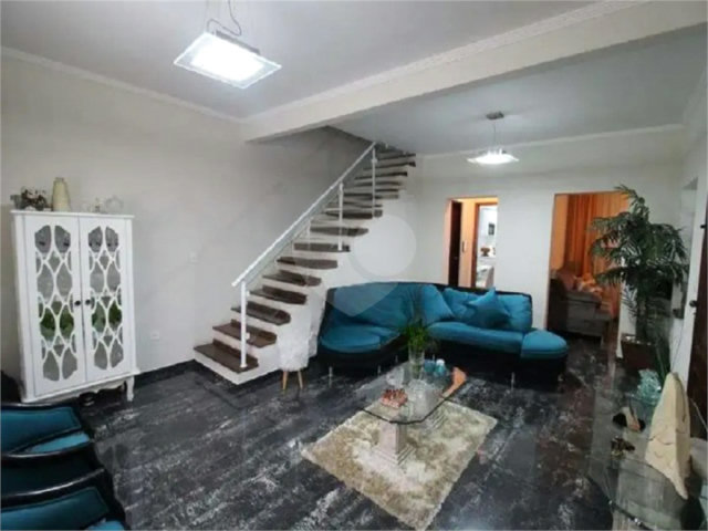 Sobrado à venda com 3 quartos, sendo 1 suíte,  em Santana, São Paulo, SP