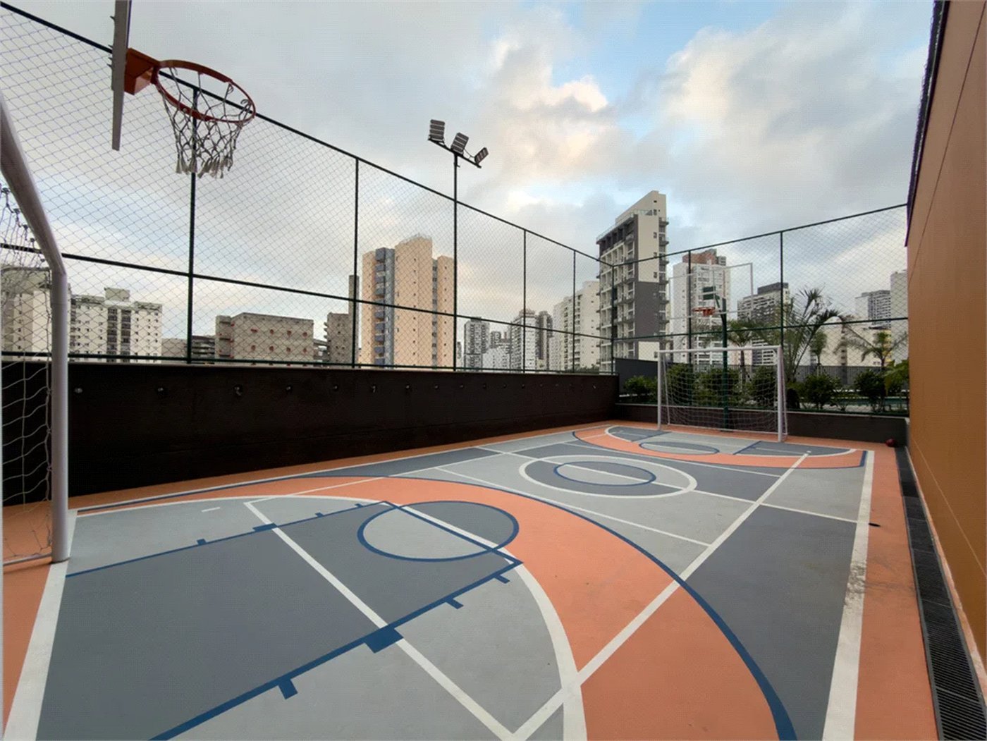 Apartamento à venda ou para alugar com 1 quarto em Vila Pompéia, São Paulo, SP