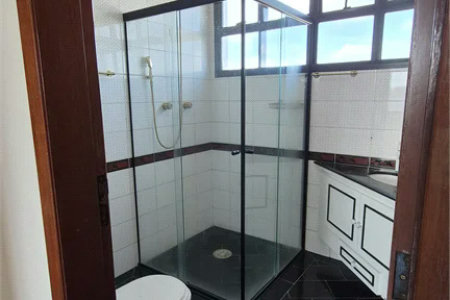 Apartamento à venda ou para alugar com 3 quartos, sendo 2 suítes, em Vila Romana, São Paulo, SP