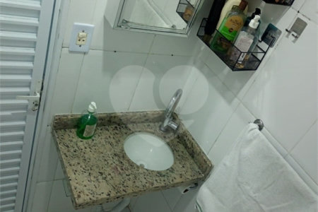 Casa à venda com 3 quartos em Vila Nivi, São Paulo, SP