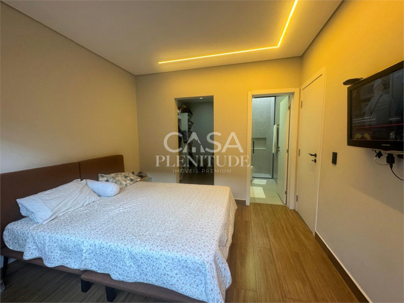 Casa em condomínio à venda com 3 quartos, sendo 1 suíte, em Wanel Ville, Sorocaba, SP