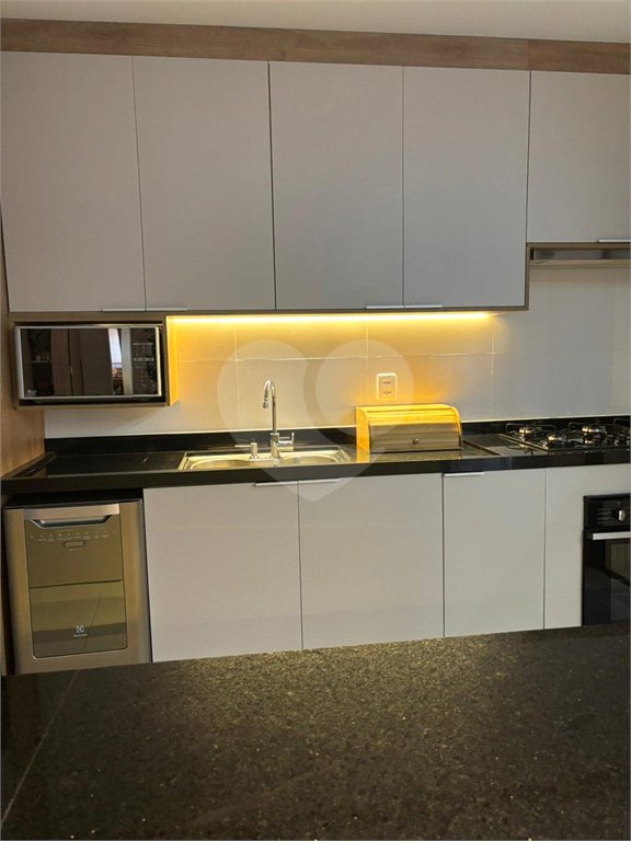 Apartamento à venda com 3 suítes em Vila Assunção, Santo André, SP