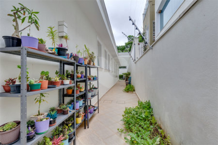 Casa à venda com 2 suítes em Alto da Boa Vista, São Paulo, SP