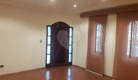 Sobrado à venda com 4 quartos, sendo 1 suíte,  em Jaçanã, São Paulo, SP