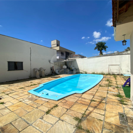 Casa Térrea à venda com 7 suítes em Alto da Lapa, São Paulo, SP
