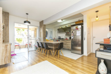 Apartamento à venda com 2 quartos, sendo 1 suíte,  em Bosque da Saúde, São Paulo, SP