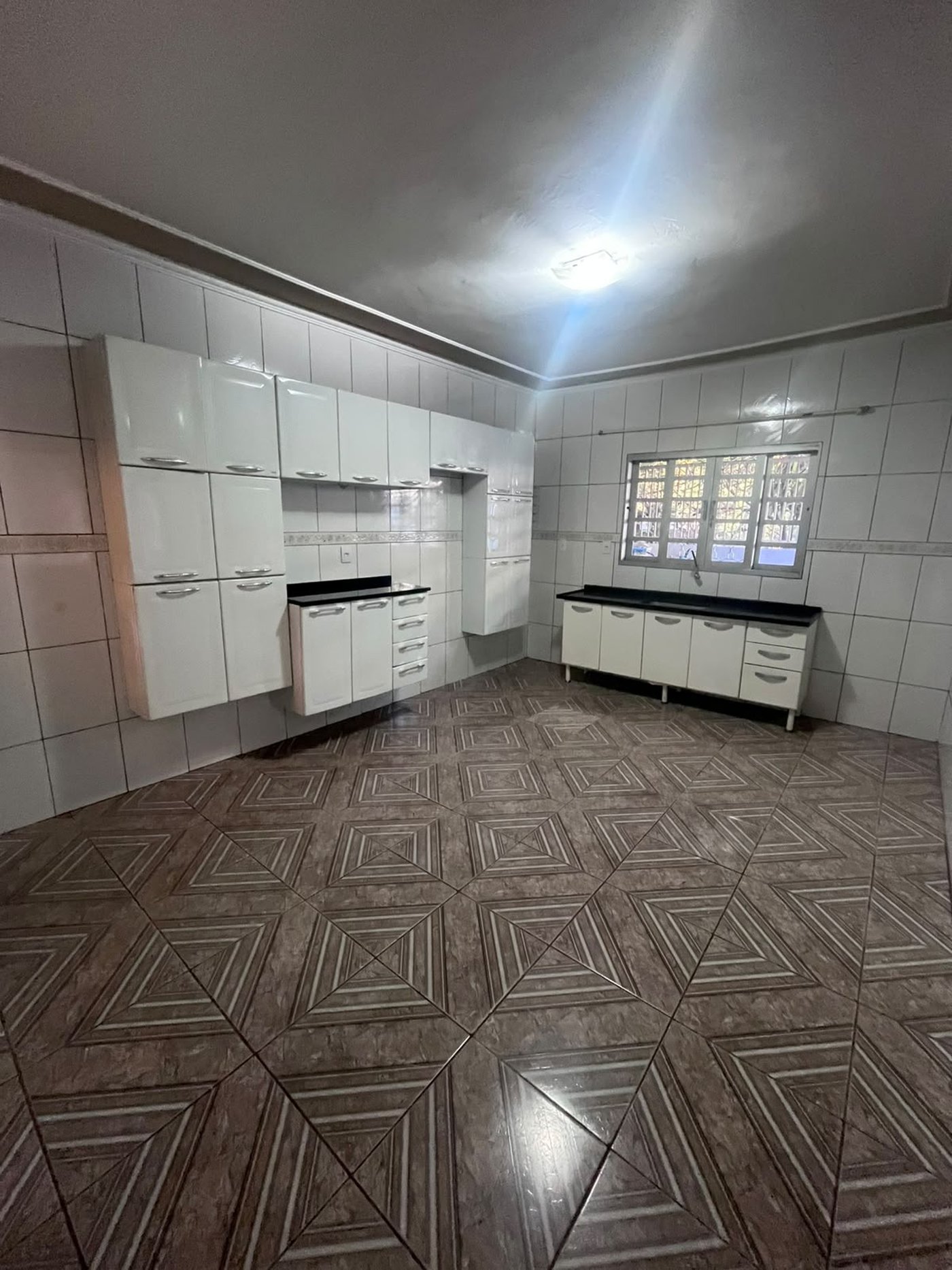 Casa à venda ou para alugar com 3 quartos, sendo 1 suíte,  em Parque Ortolândia, Hortolândia, SP