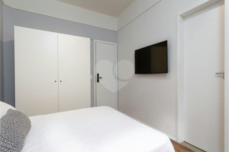 Apartamento à venda com 4 quartos, sendo 1 suíte, em Pinheiros, São Paulo, SP