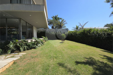 Casa à venda com 4 suítes no condomínio Fazenda Imperial, Sorocaba - SP