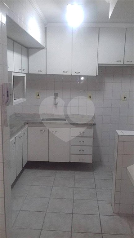 Apartamento à venda com 3 quartos, sendo 1 suíte,  em Jardim Parque Morumbi, São Paulo, SP