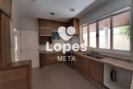 Casa à venda com 4 suítes no condomínio Altos da Serra Ii, São José dos Campos - SP