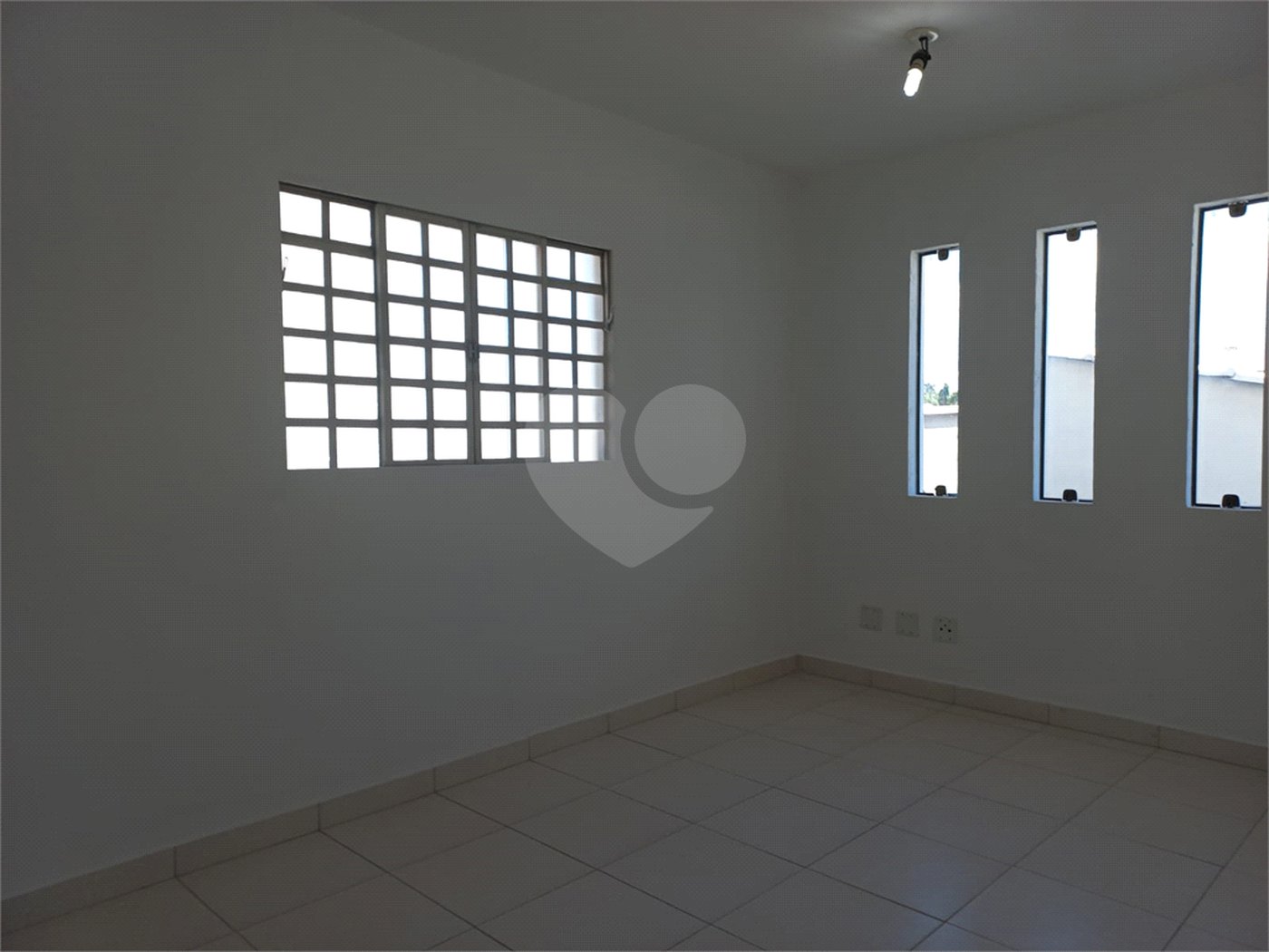 Sobrado à venda com 3 quartos, sendo 1 suíte,  em Vila Lageado, São Paulo, SP