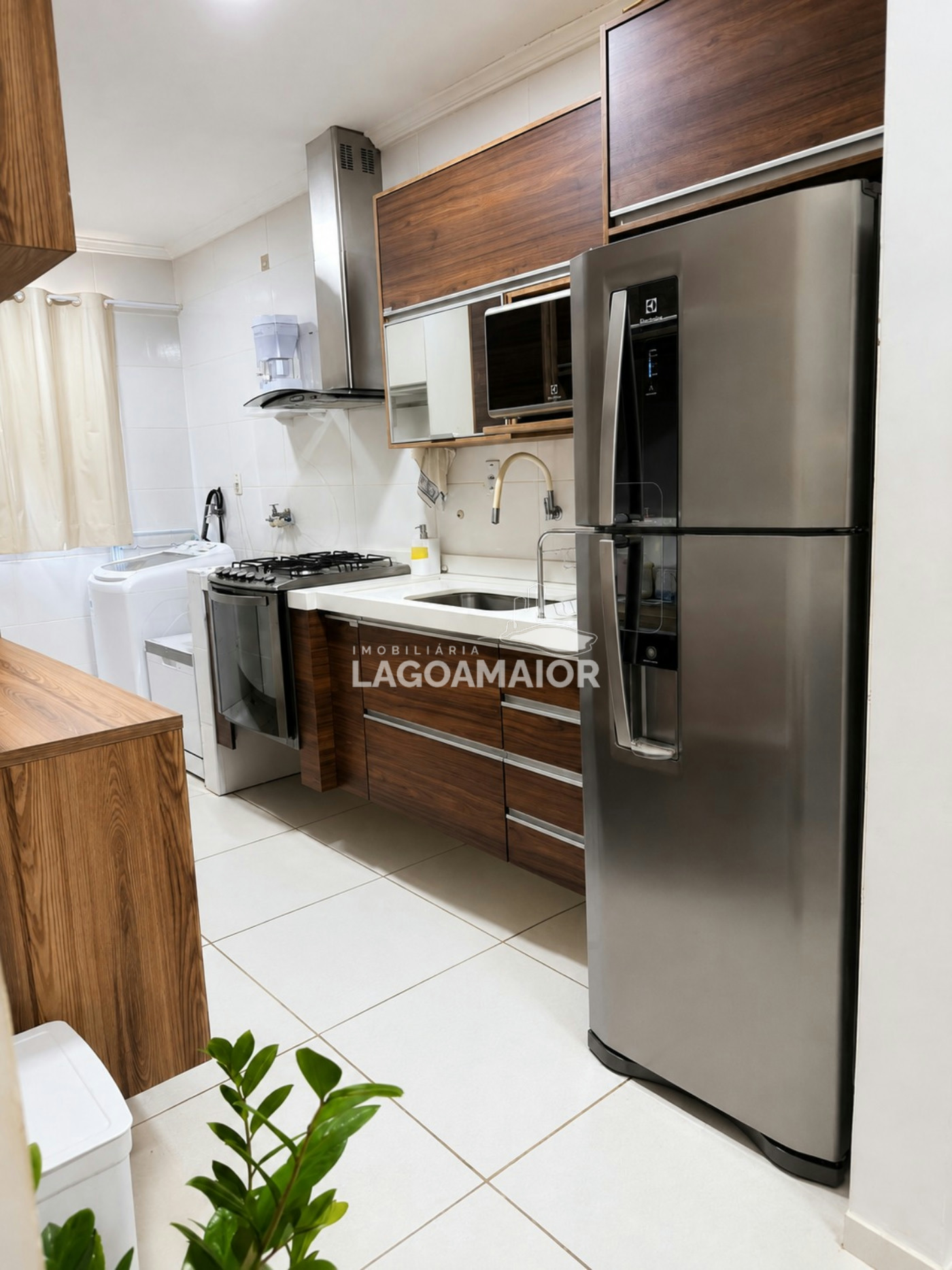 Apartamento à venda com 2 quartos no condomínio Vilas De Córdoba, Três Lagoas - MS