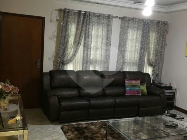 Casa à venda com 3 quartos, sendo 1 suíte,  no condomínio Sobrado, São Paulo - SP