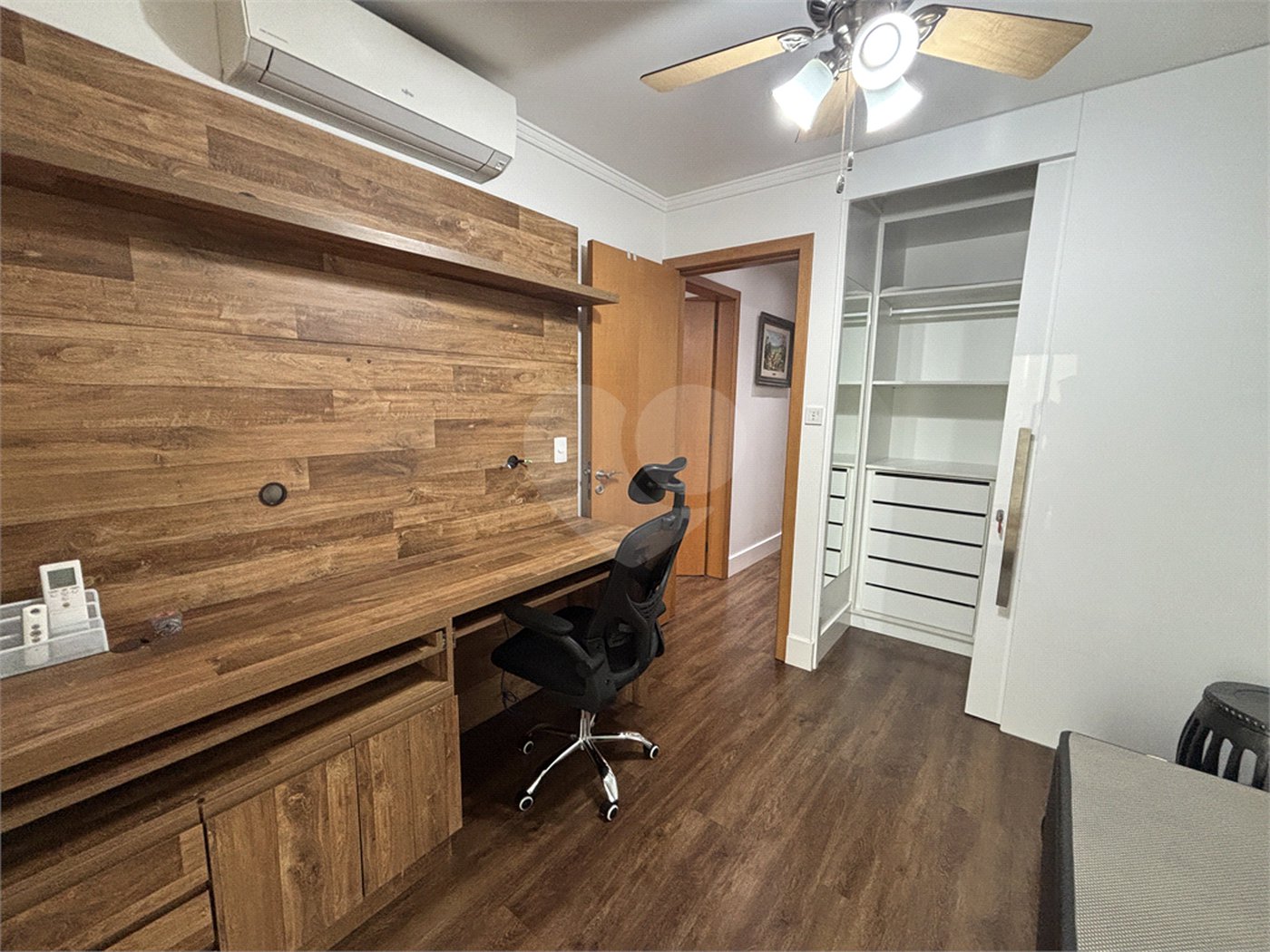Apartamento à venda com 3 quartos, sendo 2 suítes, em Santana, São Paulo, SP