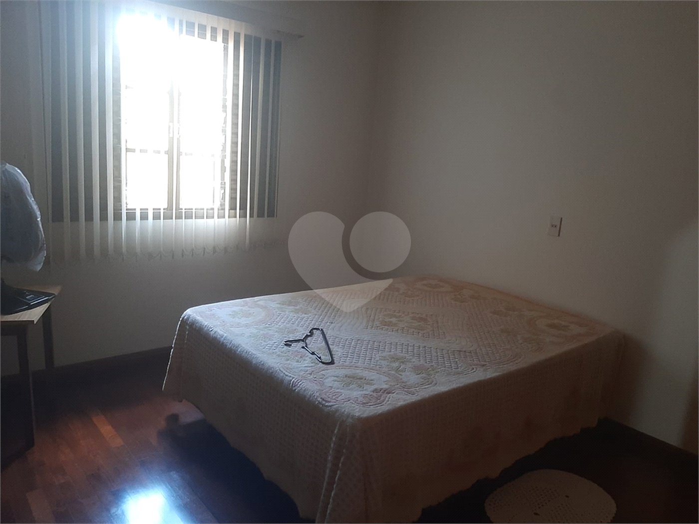 Bela casa com boa localização no bairro Portal do Sol