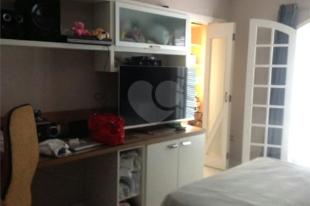 Sobrado à venda com 3 quartos, sendo 1 suíte, em Água Fria, São Paulo, SP