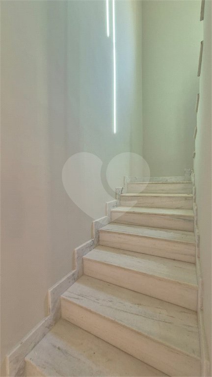 Casa à venda com 3 suítes no condomínio Residencial Villa Di Treviso, Vinhedo - SP