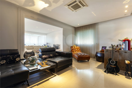 Apartamento à venda com 3 suítes em Panamby, São Paulo, SP