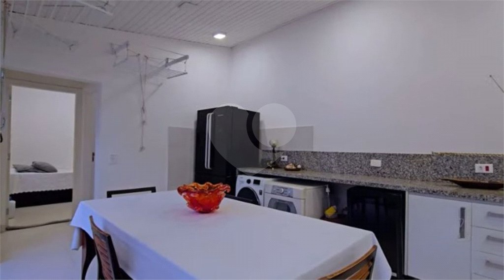 Casa à venda com 4 quartos, sendo 1 suíte, em Jardim Europa, São Paulo, SP