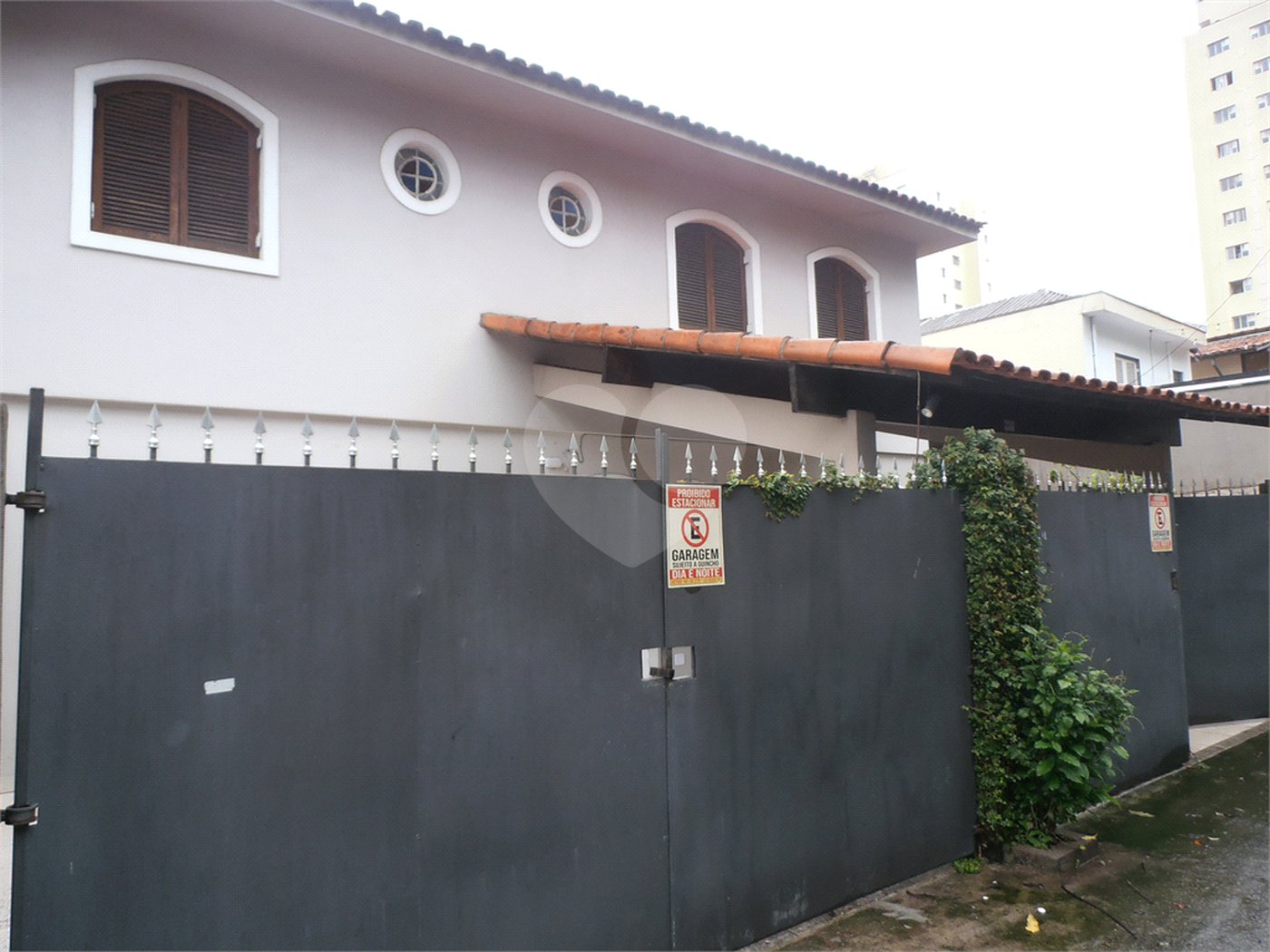 Sobrado à venda ou para alugar com 4 quartos, sendo 1 suíte, em Vila Butantã, São Paulo, SP
