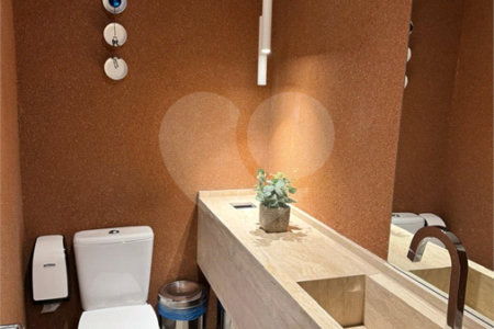 Apartamento à venda com 3 suítes em Campo Belo, São Paulo, SP