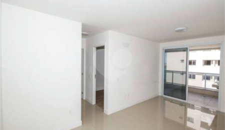 Apartamento à venda com 3 quartos, sendo 1 suíte,  em Camorim, Rio de Janeiro, RJ