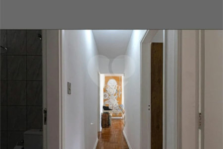 Apartamento à venda com 3 quartos, sendo 1 suíte,  em Aclimação, São Paulo, SP